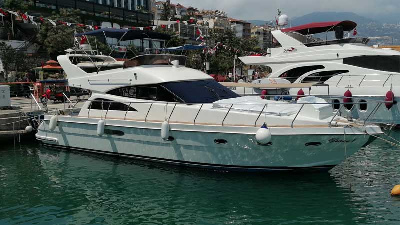luxury yacht tour in okurcalar