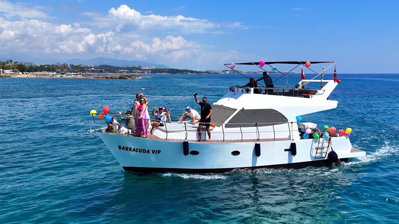 barracuda vip yacht in okurcalar