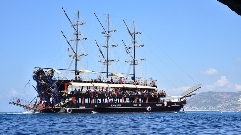 okurcalar boat mahmutlar