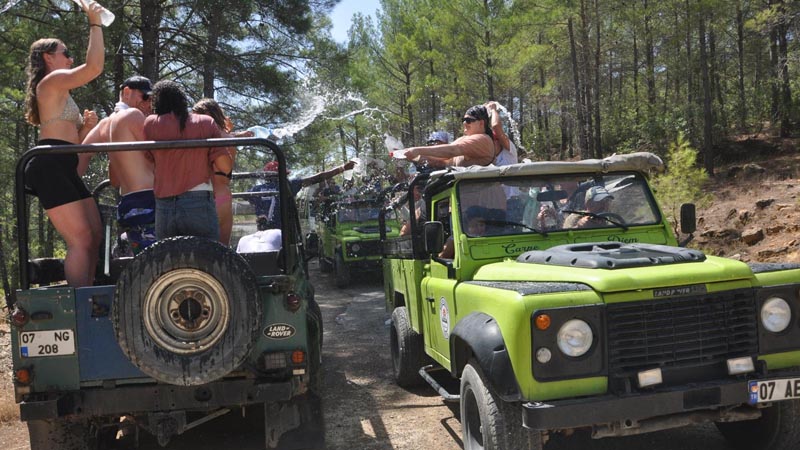 water game jeep safari in okurcalar