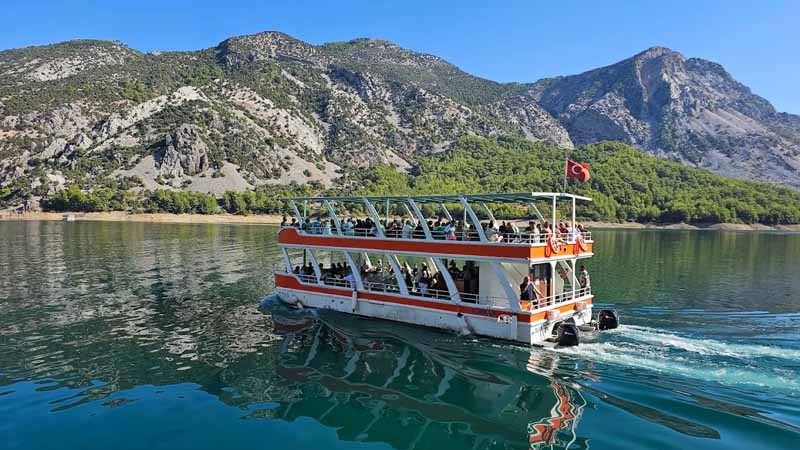 green canyon boat trip okurcalar with family