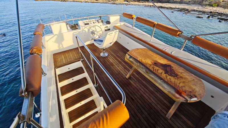 okurcalar family yacht rental