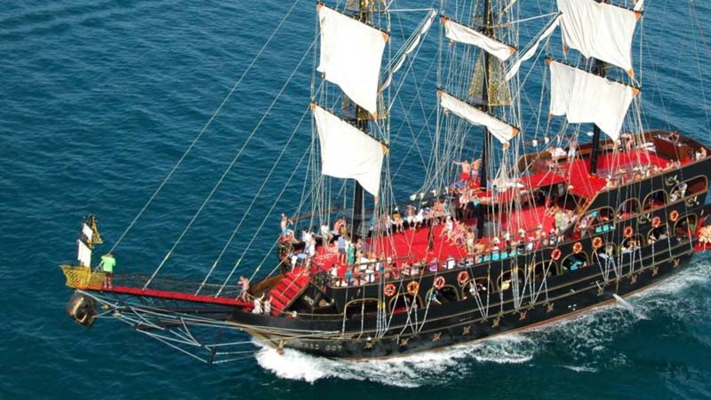 okurcalar pirate boat tour and 1 hour bazaar break